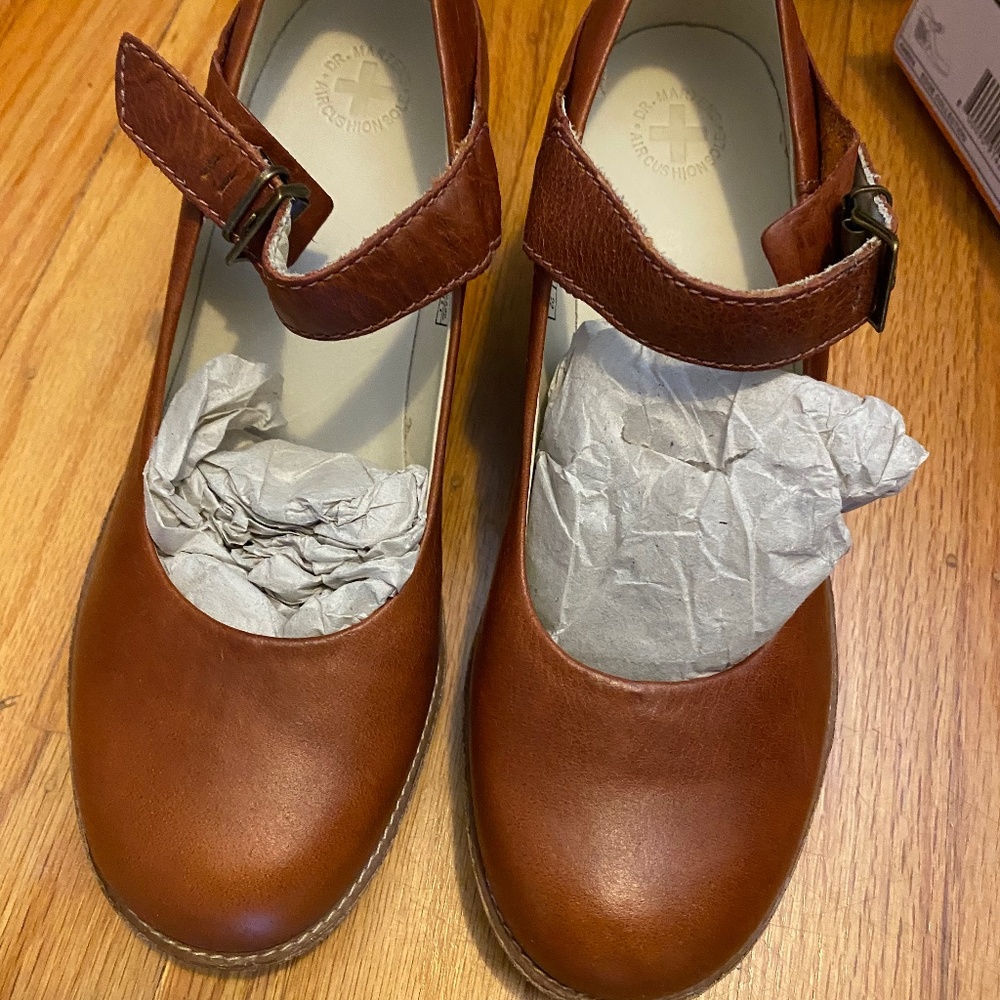 Dr Martens Mary Jane wedges